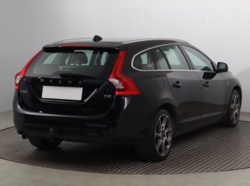 Volvo V60 I Kombi Facelifting 2.0 D2 DRIVE-E 120KM 2015 Volvo V60 D2 2.0, Serwis ASO, Skóra, Navi, Klima, zdjęcie 4