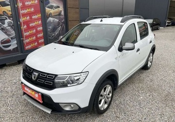 Dacia Sandero II Hatchback 5d Facelifting 1.5 Blue dCi 95KM 2020 Dacia Sandero 1.5 DCI 95 KM 2020r 36.000 km Warszawa 1.5 Diesel, zdjęcie 2