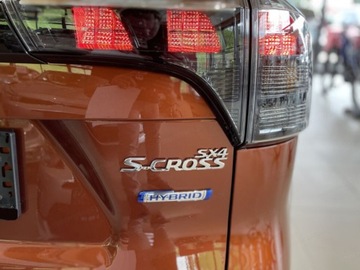 Suzuki SX4 II 2025 SUZUKI S-Cross 1.4 SHVS Premium Plus SP 4WD Suv 110KM 2025, zdjęcie 2