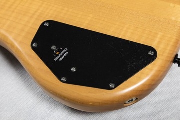 Hohner B Bass V - gitara basowa
