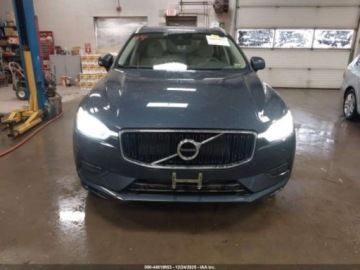 Volvo XC60 II Crossover T5 250KM 2020 Volvo XC 60 2020 r., 2,0L T5 MOMENTUM 2.0 Benzyna 250KM, zdjęcie 1