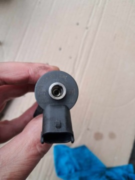 ТОПЛИВНЫЙ НАСОС CR + ФОРСУНКИ В СБОРЕ PEUGEOT 206 1.6 HDI
