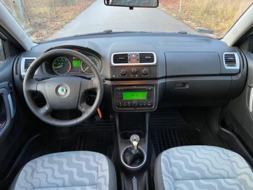 Skoda Fabia II Kombi 1.4 i 16V 85KM 2009 Skoda Fabia Skoda Fabia 1.4 MPI 5- Drzwi Klimatyzacja Bez Korozji Full Ser, zdjęcie 20