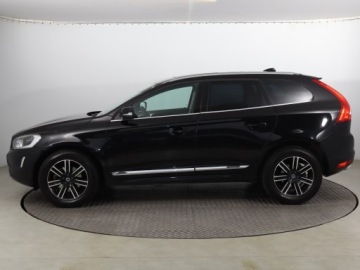 Volvo XC60 I SUV Facelifting 2.4 D4 190KM 2017 Volvo XC60 D4, Salon Polska, Serwis ASO, 187 KM, zdjęcie 2