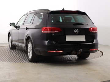 Volkswagen Passat B8 Variant 2.0 TDI 150KM 2014 VW Passat 2.0 TDI, Automat, Navi, Klima, zdjęcie 3