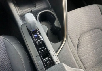 Toyota C-HR II SUV 2.0 Hybrid Dynamic Force 197KM 2023 Toyota C-HR C-HR Executive Rej. 2024 FV23 Salon PL Serwis ASO 1 wl., zdjęcie 18