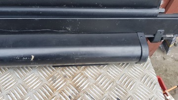 BMW E39 ROLETA MŘÍŽKA KUFRU 8236357