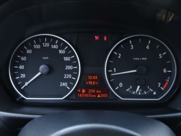 BMW Seria 1 E81/E87 Hatchback 5d E87 1.6 116i 115KM 2005 BMW 1 116i, Klima, Klimatronic, Parktronic, zdjęcie 10