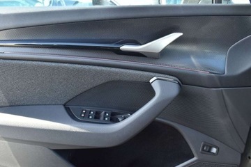 Skoda Kodiaq I SUV Facelifting 1.5 TSI 150KM 2024 Skoda Kodiaq SalonPL 1.5TSI mHEV DSG Selection 19Pakiet Light View VAT23, zdjęcie 26