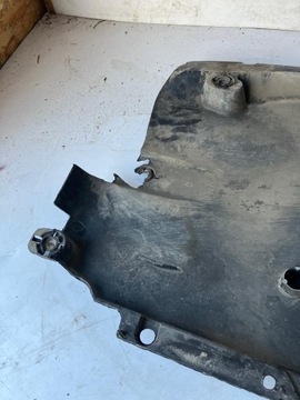 КРЫШКА ШАССИ C3 II ПРАВАЯ 9805062080