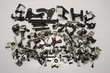 HONDA CB 750 HORNET 23- ŚRUBY ŚRUBKI