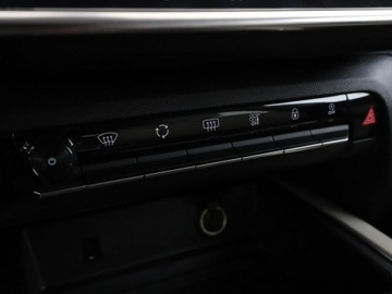 Citroen C5 Aircross SUV 1.6 PureTech 181KM 2019 Citroen C5 Aircross automat navi kamera i czujniki, zdjęcie 27