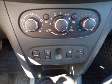 Dacia Sandero II Hatchback 5d 1.5 dCi 90KM 2013 DACIA SANDERO STEPWAY 1.5 DCI 90 KM ZAMIANA RATY, zdjęcie 13