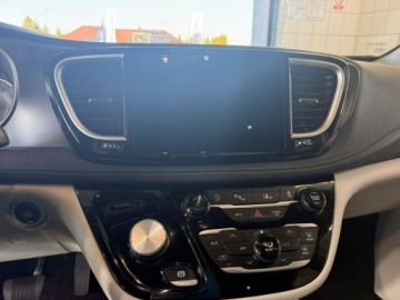 Chrysler Pacifica II 3.6 V6 291KM 2021 Chrysler Pacifica Lokalizacja : Włocławek, zdjęcie 31