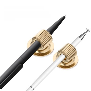 МЕТАЛЛИЧЕСКИЙ ДЕРЖАТЕЛЬ ДЛЯ КАРАНДАШЕЙ ДЛЯ КОМПАКТНОЙ РУЧКИ