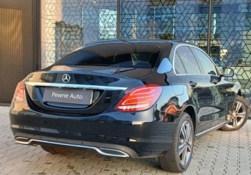 Mercedes Klasa C W205 Limuzyna 180 156KM 2018 Mercedes-Benz Klasa C C 180 9G-TRONIC Salon PL Vat Marza Apple Car Pla, zdjęcie 11