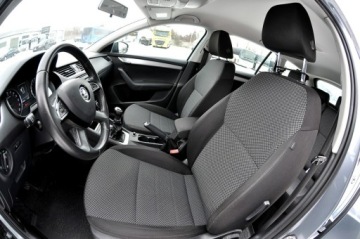 Skoda Octavia II Kombi Facelifting 1.6 TDI CR DPF 105KM 2013 Škoda Octavia Skoda Octavia 1.6 TDI 105KM Klima, zdjęcie 6