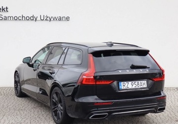 Volvo V60 II  2020 Volvo V60 B4 Diesel AWD R-DESIGN 19714KM Salon PL I Wlasciciel Gwarancja F, zdjęcie 2