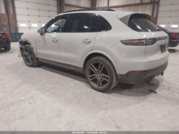 Porsche Cayenne III 2023 Porsche Cayenne Platinum Edition 2023 3.0 Benzyna 335KM, zdjęcie 3