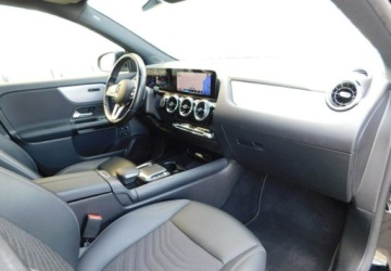 Mercedes GLA II 2023 Mercedes-Benz GLA 250e HYBRYDA PLUG-IN z Gwarancja VAT23 1.3 Benzyna, zdjęcie 10