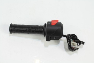 APRILIA TUONO 125 21- ПЕРЕКЛЮЧАТЕЛИ ПРАВЫЕ РОЛГАЗ