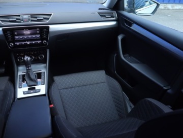 Skoda Superb III Kombi Facelifting 2.0 TSI 190KM 2020 Skoda Superb 2.0 TSI, Salon Polska, Serwis ASO, zdjęcie 7