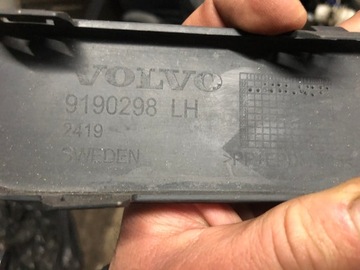 LIŠTA NÁRAZNÍKU LEVÝ PŘEDNÍ VOLVO V70 II 1999-2007 NOVÁ ORIGINÁLNÍ 9190298