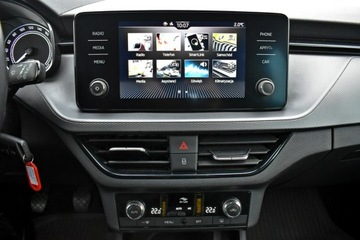 Skoda Kamiq Crossover 1.0 TSI 110KM 2023 Škoda Kamiq Skoda Kamiq Bezwypadkowy / Salon, zdjęcie 19