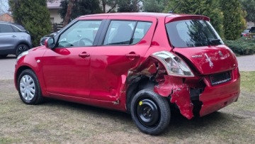 Suzuki Swift V 2011 SUZUKI SWIFT 1.2 i CLUB NAPĘD 4x4 94KM KLIMA!USZKODZONY TYŁ FAKTURA MARŻA!, zdjęcie 3