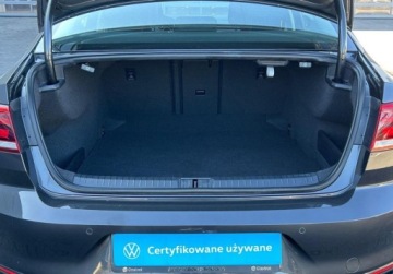 Volkswagen Passat B8 Limousine Facelifting 2.0 TSI 190KM 2020 Volkswagen Passat Business Pakiety, ACC, ergoComfort, GPS, Podgrzewane fo, zdjęcie 9