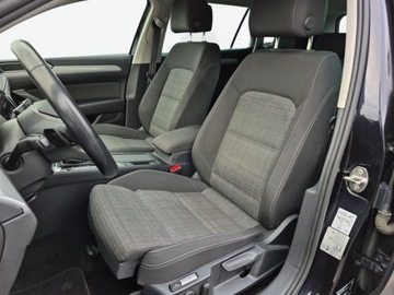 Volkswagen Passat B8 Variant Facelifting 2.0 TDI SCR 150KM 2022 Volkswagen Passat Variant FULL LEDDSG Masaze Virtual HAK Faktura VAT, zdjęcie 11