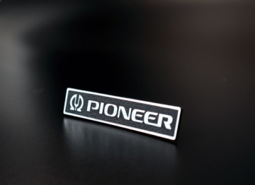 Сменный логотип Pioneer. 60 x 13 мм