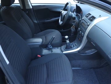 Toyota Corolla X Sedan Facelifting 1.6 Valvematic 132KM 2012 Toyota Corolla 1.6 Valvematic, Salon Polska, zdjęcie 8