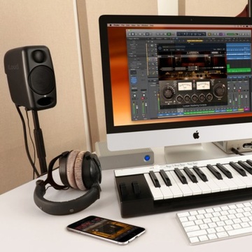 IK iLoud Micro Monitor Активные мониторы | через 24 часа