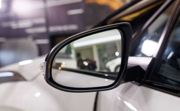 Toyota C-HR I Crossover Facelifting 2.0 Hybrid Dynamic Force 184KM 2023 Toyota C-HR 2.0 Hybrid GR Sport 2.0 Hybryda 184KM, zdjęcie 26