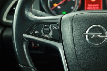 Opel Astra J Sports Tourer 1.7 CDTI ECOTEC 110KM 2012 Opel Astra 1.7 CDTI, Klima, Tempomat,ALU, zdjęcie 14