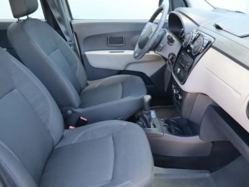 Dacia Lodgy Minivan 1.6 84KM 2015 Dacia Lodgy 1.6 8V, Salon Polska, 1. Właściciel, zdjęcie 8