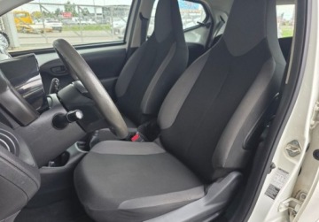 Toyota Aygo II Hatchback 3d Facelifting 1.0 VVT-i 72KM 2020 Toyota Aygo Toyota Aygo 1.0 VVT-i X-play Fv23 Kinto Leasing 72KM, zdjęcie 14