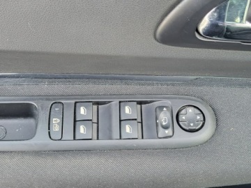 Peugeot 3008 I Crossover 1.6 120KM 2009 Peugeot 3008 1.6D, 120KM, Panorama, Tempomat, zdjęcie 31