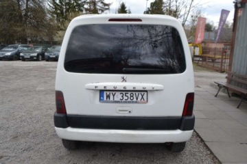 Peugeot Partner I 1.6 HDi 75KM 2005 Peugeot Partner BEMOWO 1.6 Diesel, 2005 rok produkcji KOMIS TYSIAK, zdjęcie 5