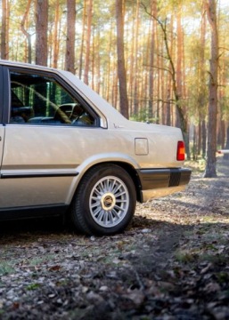Volvo 780 2.8 V6 147KM 1988 Volvo 780 BERTONE 2,8 V6 PRV 147KM Klasyczne Volvo 2.8 Benzyna 147KM, zdjęcie 19