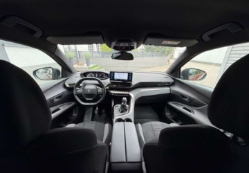 Peugeot 5008 II Crossover Facelifting 1.2 PureTech 130KM 2023 Peugeot 5008 Peugeot 5008 1.2 Benzyna 130KM, zdjęcie 6