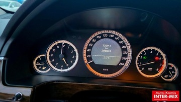 Mercedes Klasa E W212 Limuzyna 200 CGI BlueEFFICIENCY 184KM 2010 Mercedes-Benz Klasa E Zarejestrowany 100 bezwypadkowy 1.8 Benzyna 183KM, zdjęcie 17