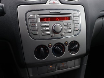 Ford Focus II Hatchback 5d 1.6 Duratorq TDCi 90KM 2008 Ford Focus 1.6 TDCi, HAK, Klima, El. szyby, zdjęcie 11