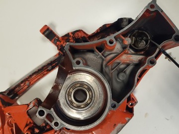 КАННЕР ЛЕВАЯ ПОЛОВИНА HUSQVARNA 555 560XP ОРИГИНАЛ