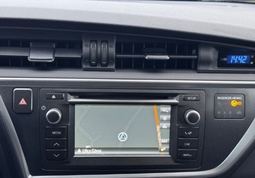 Toyota Auris II Touring Sports Valvematic 130 132KM 2014 Toyota Auris 1,6 132KM Kamera Navi Climatronic Bezwypadkowy ASO Dla wymaga, zdjęcie 19