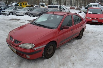 Renault Megane I Hatchback 1.6 i 16V 107KM 2002 Renault Megane BEMOWO 2002 rok produkcji, 1.6 Benzyna KOMIS TYSIAK, zdjęcie 3