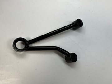 KTM 690 DUKE 12 - Крепление кронштейна Крепление глушителя