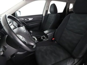 Nissan X-Trail III Terenowy 1.6 DIG-T 163KM 2016 Nissan X-Trail navi panorama grzane fotele, zdjęcie 12