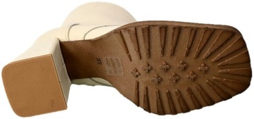Изысканные ботильоны 1395 Beige Pea Leather